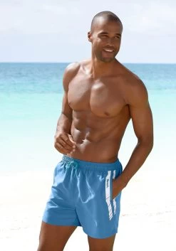 Bench. Zwemshort In Kort En Lang Model -Beroemde Badkleding Winkel bench zwemshort met logoprint blauw