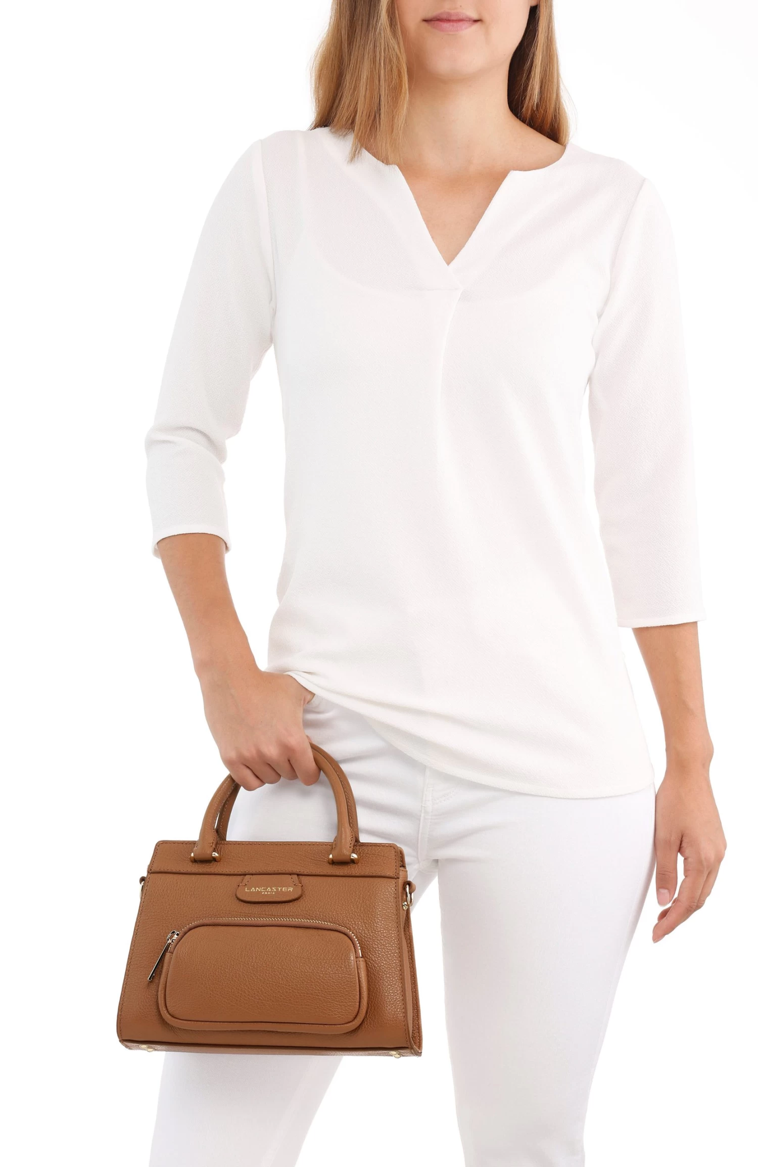 LANCASTER Tas Handbag Dune Met Goudkleurige Details 2 LANCASTER Tas Handbag Dune Met Goudkleurige Details - Image 2