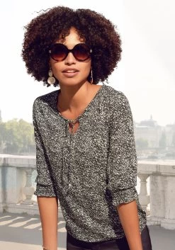 Vivance T-shirt Met Modieus Gehaakte Kant -Beroemde Badkleding Winkel lascana shirt met 3 4 mouwen met strikje met vetersluiting zwart