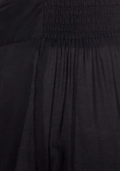 S.Oliver RED LABEL Beachwear Strandbroek Met Hoog Splitje Onder In De Pijpen -Beroemde Badkleding Winkel soliver red label beachwear strandbroek met hoog splitje onder in de pijpen zwart 8