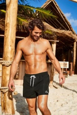 Chiemsee Zwemshort In Sportieve Look -Beroemde Badkleding Winkel soliver red label beachwear zwemshort met complementair kleurdesign zwart 2