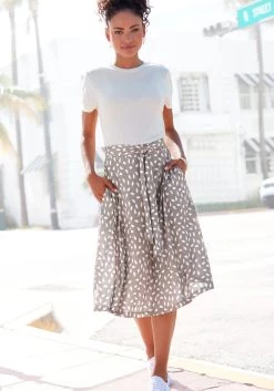 Venice Beach Shirt Met Korte Mouwen Met Logoprint 25 Venice Beach Shirt Met Korte Mouwen Met Logoprint -Beroemde Badkleding Winkel vivance jerseyjurk 5